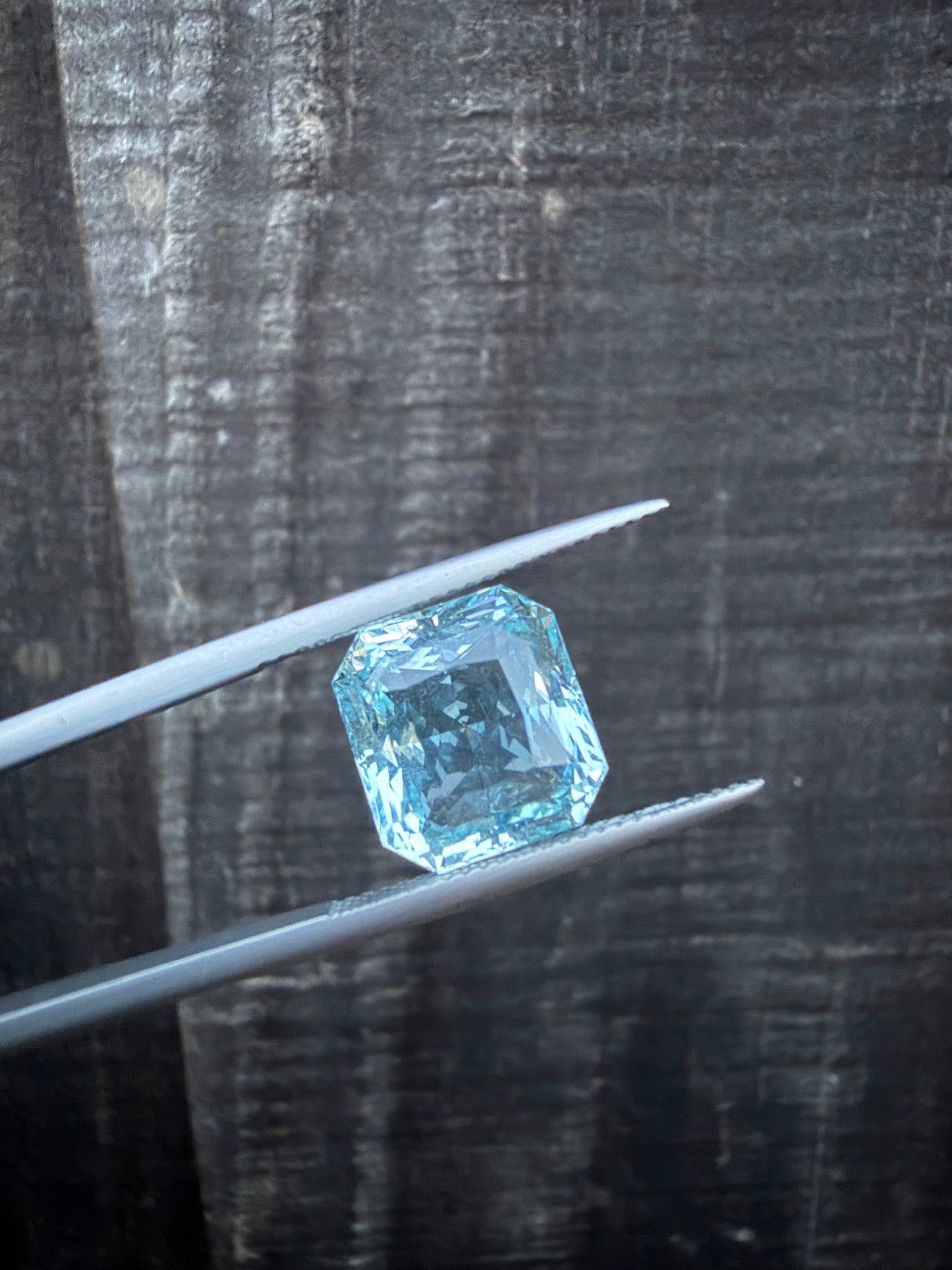 Natural Ice Blue Aquamarine - 7.3 Carats | Radiant Cut