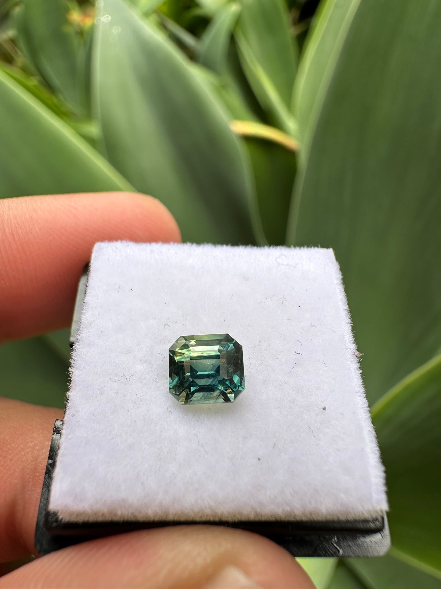 Australian Parti Sapphire - 1.22 Crt | Step Cut | Heated