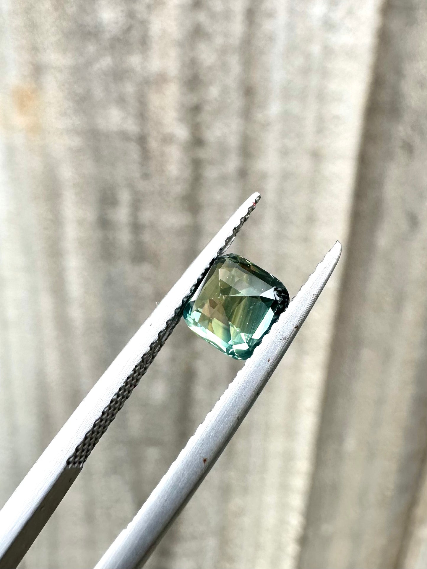 Australian Parti Sapphire - 1.52 Carat - Cushion Cut - Unheated