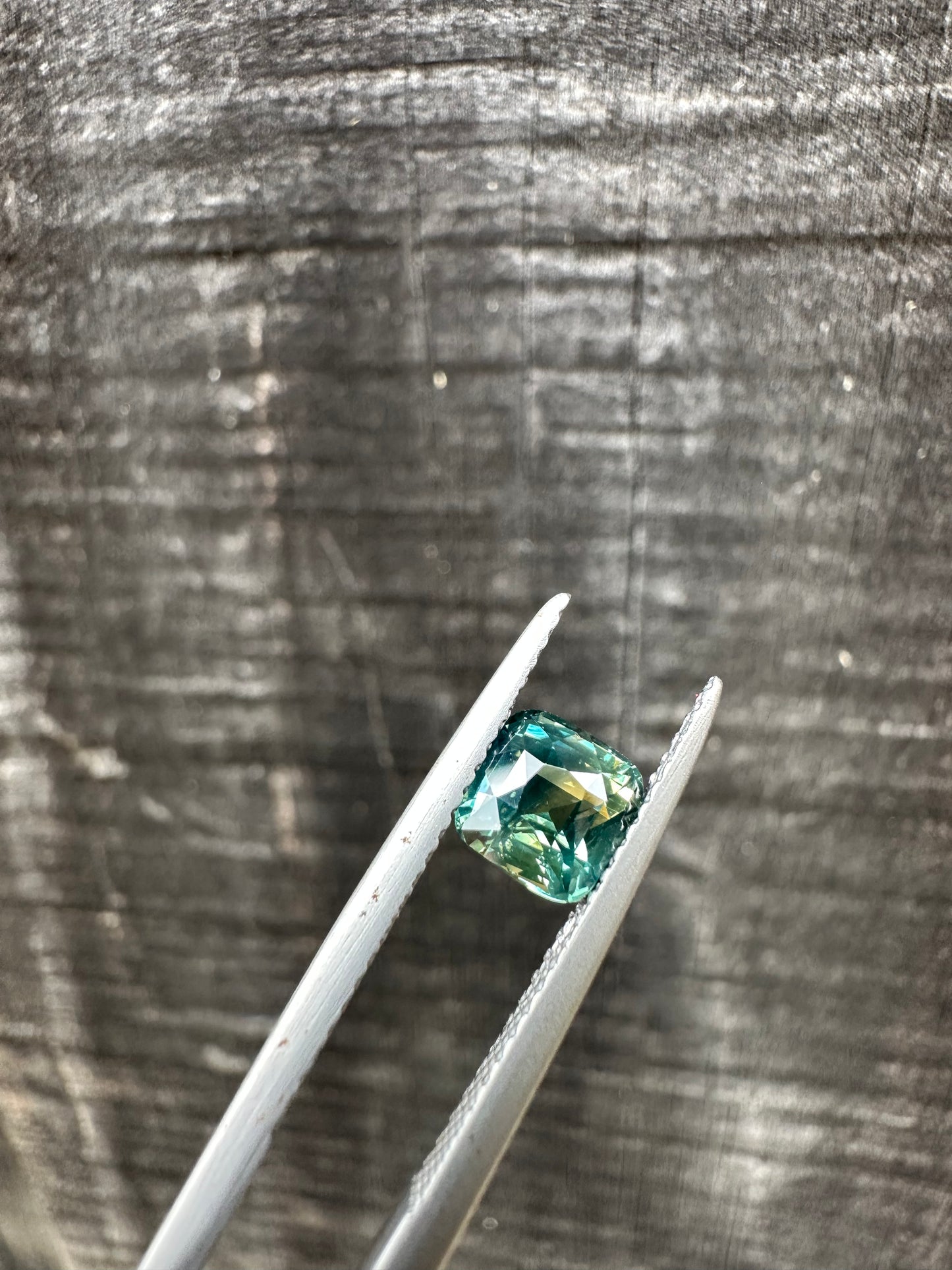 Australian Parti Sapphire - 1.52 Carat - Cushion Cut - Unheated