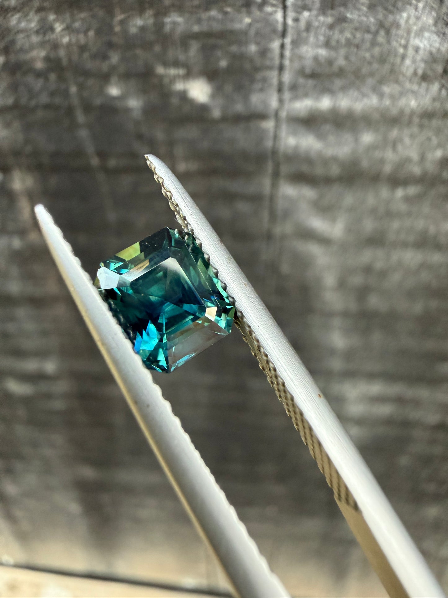 Australian Teal Sapphire - 1.56 Carat - Asscher Cut - Heated