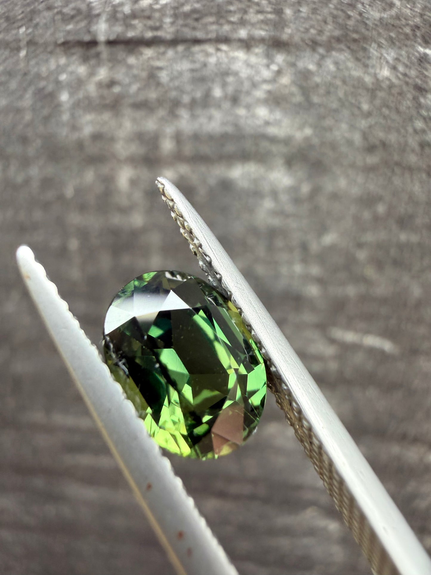 Australian Green Sapphire - 2.14 carat | Oval Cut | Unheated