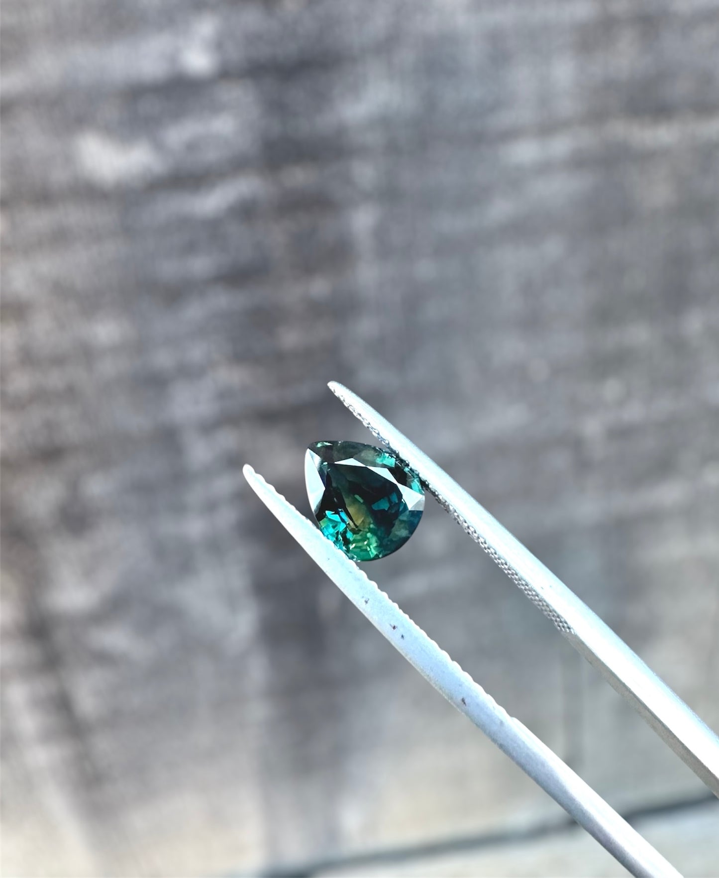 Australian Parti Sapphire - 1.88 Carat - Pear Cut - Heated