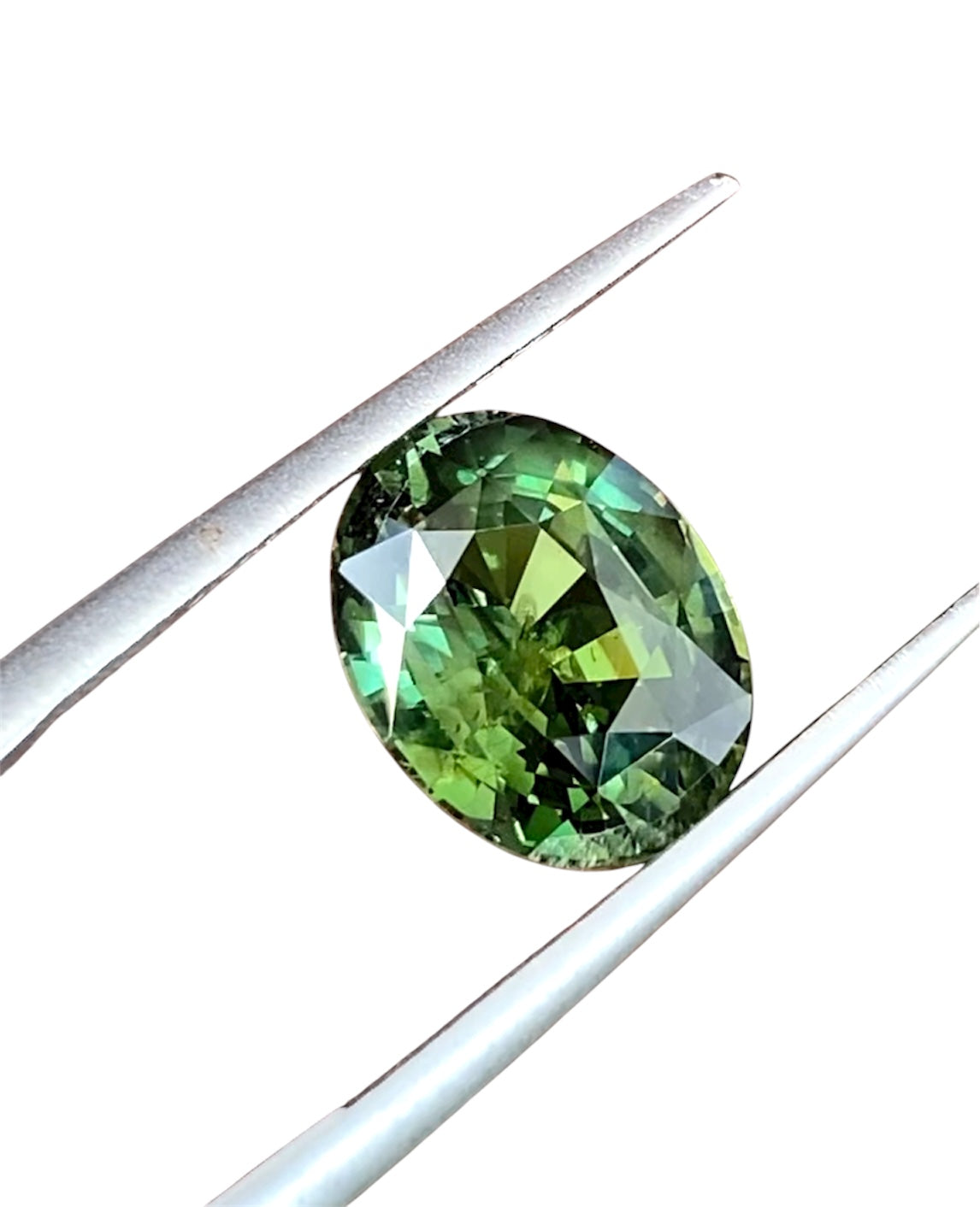 Australian Green Sapphire - 3.14 carat - Oval - Unheated