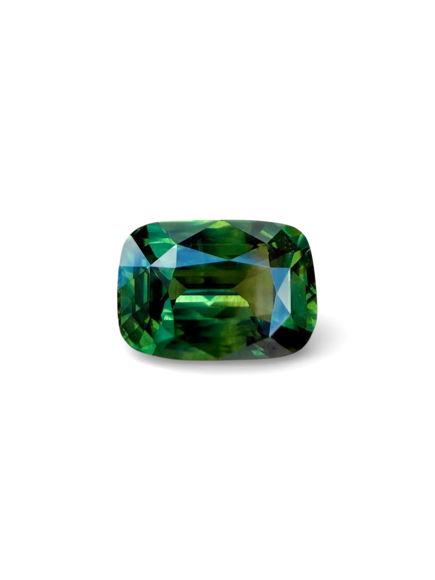 Australian Green Sapphire - 3.55 Crt - Elongated Cushion Cut - Unheated