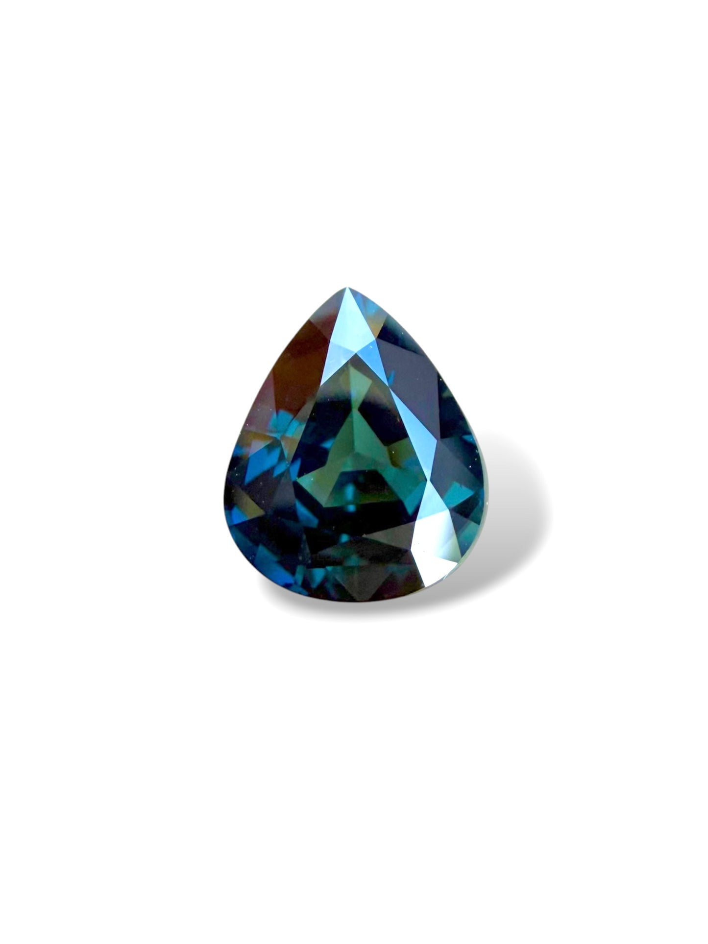 Australian Teal Sapphire - 3.1 Crt - Pear Shape - Heated